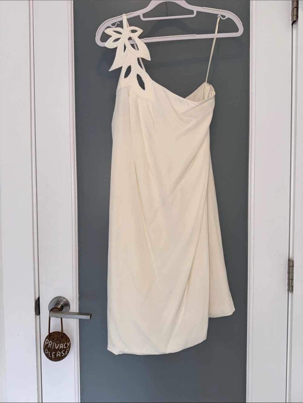 Tibi Elegant One-Shoulder White Dress with Floral Cutout Resort Bride Bridal 🤍🌴